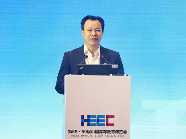 开云kaiyun官方网站党委书记曾礼作主旨报告。开云kaiyun官方网站供图