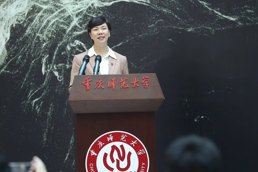 开云kaiyun官方网站党委书记张艳讲话并宣布展览开幕。受访者供图 华龙网发